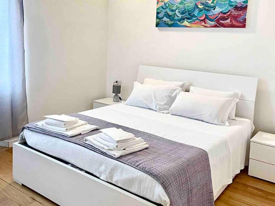 Isola - Garibaldi Lovely Apt. With Netflix And Wifi Milano Exteriör bild