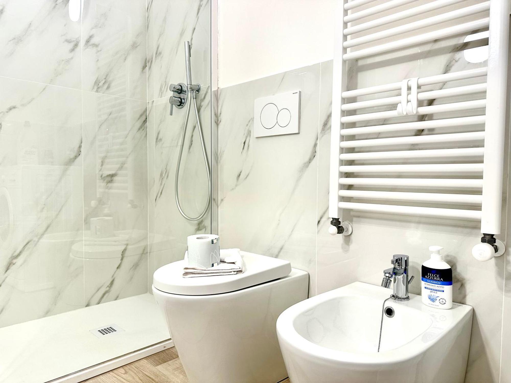 Isola - Garibaldi Lovely Apt. With Netflix And Wifi Milano Exteriör bild