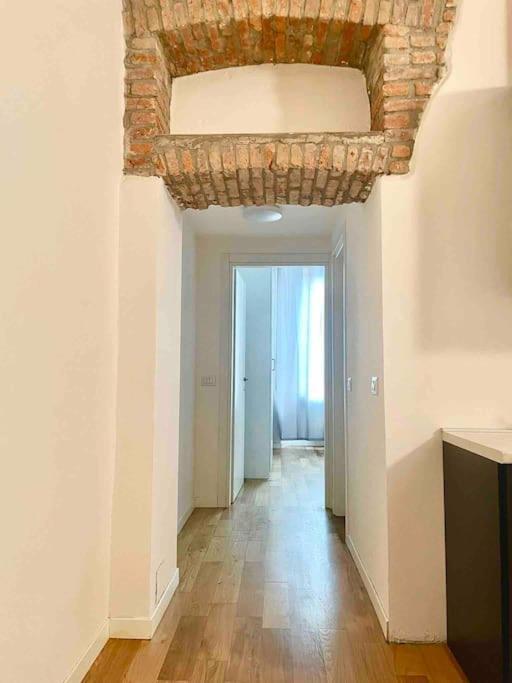 Isola - Garibaldi Lovely Apt. With Netflix And Wifi Milano Exteriör bild