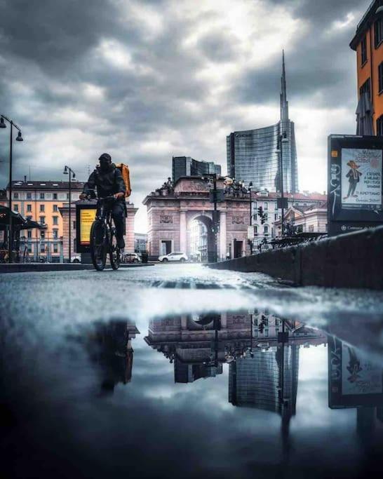 Isola - Garibaldi Lovely Apt. With Netflix And Wifi Milano Exteriör bild