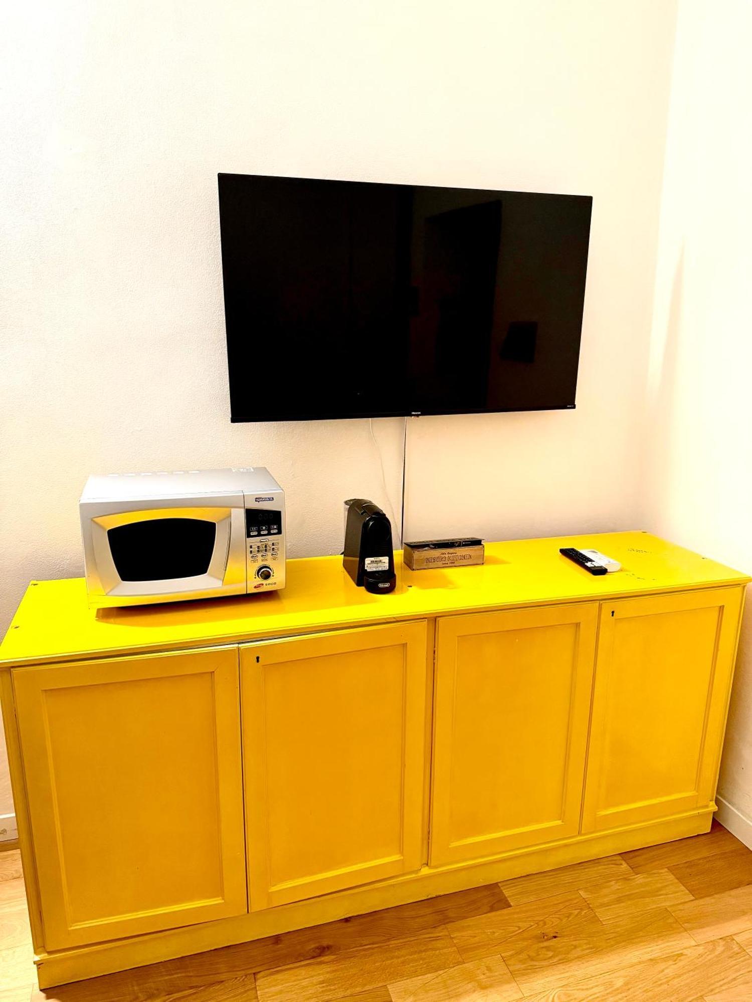 Isola - Garibaldi Lovely Apt. With Netflix And Wifi Milano Exteriör bild